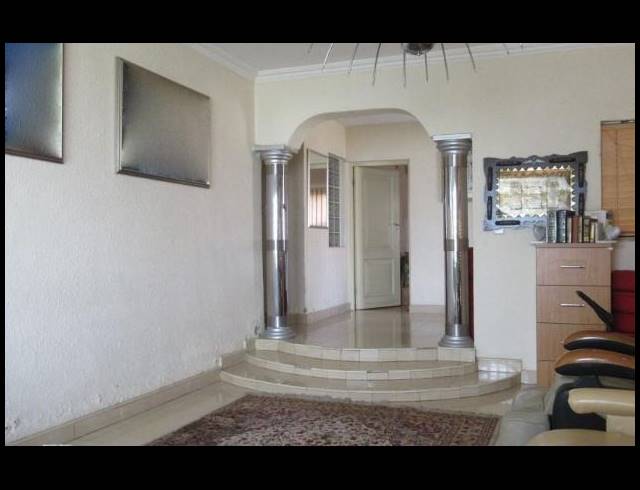 4 BEDROOM HOUSE FOR SALE IN LENASIA SOUTH